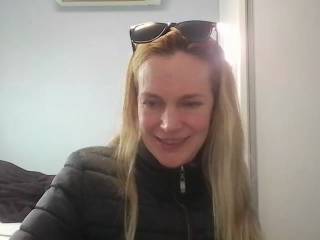 AnnyLe