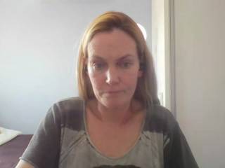 AnnyLe