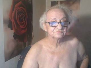 MatureLady4U