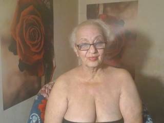 MatureLady4U