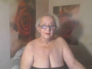 MatureLady4U
