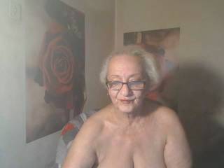 MatureLady4U