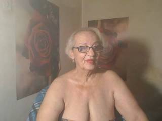MatureLady4U