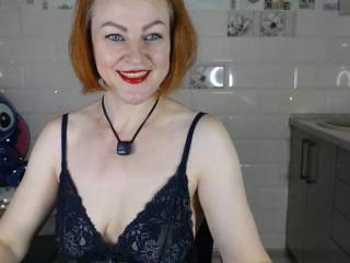 MatureSandra