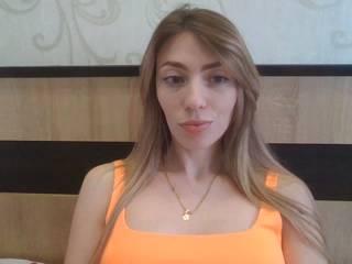 blondeee