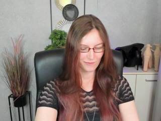 teaseEmma