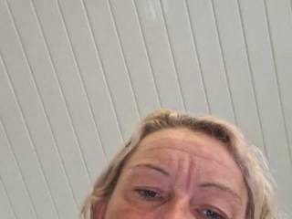 Evelyne1212