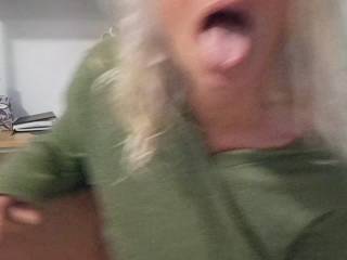 Evelyne1212