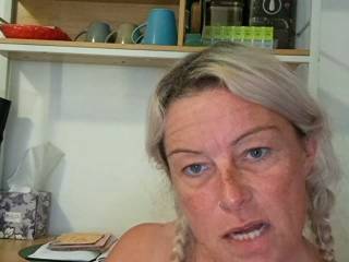 Evelyne1212