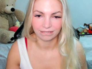carolieen99