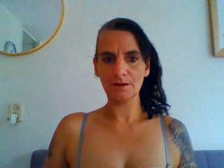 Stoutenaomi