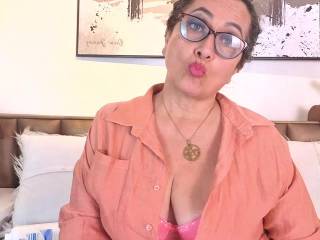 AlessandraL