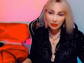CharmingLady