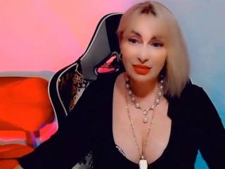 CharmingLady