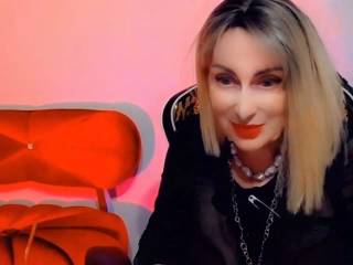 CharmingLady