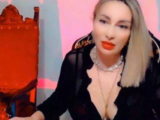 CharmingLady