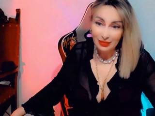 CharmingLady