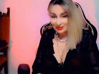 CharmingLady