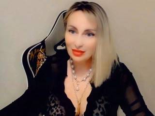 CharmingLady