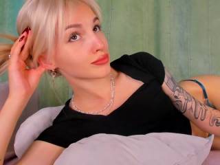 LisaKiss
