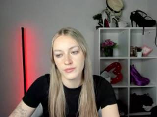 EvelynBlond