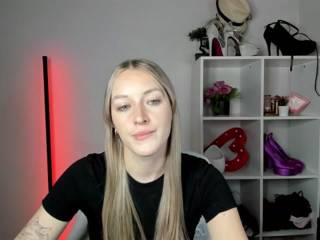 EvelynBlond