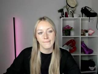 EvelynBlond