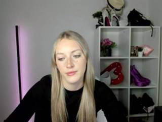 EvelynBlond