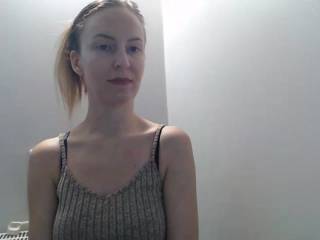 AnnaLovely