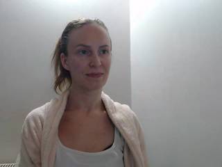 AnnaLovely