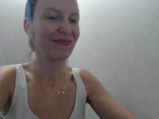 AnnaLovely