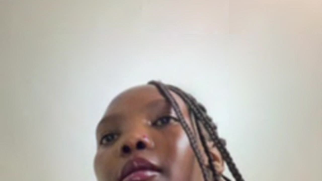 LieonEss