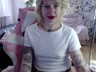 LolaHorny