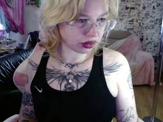 LolaHorny