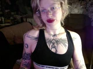 LolaHorny