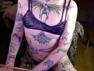 LolaHorny