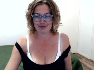 mysterywoman